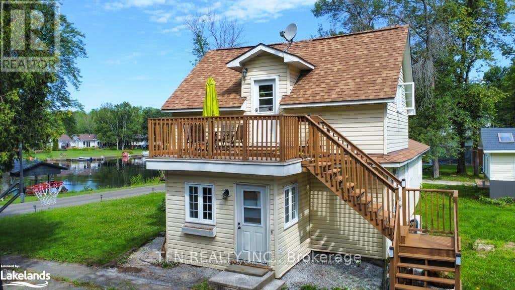 3 - 1502 CANNING ROAD