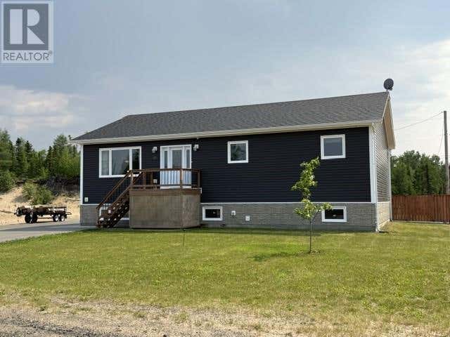 27 MORRIS CRESCENT