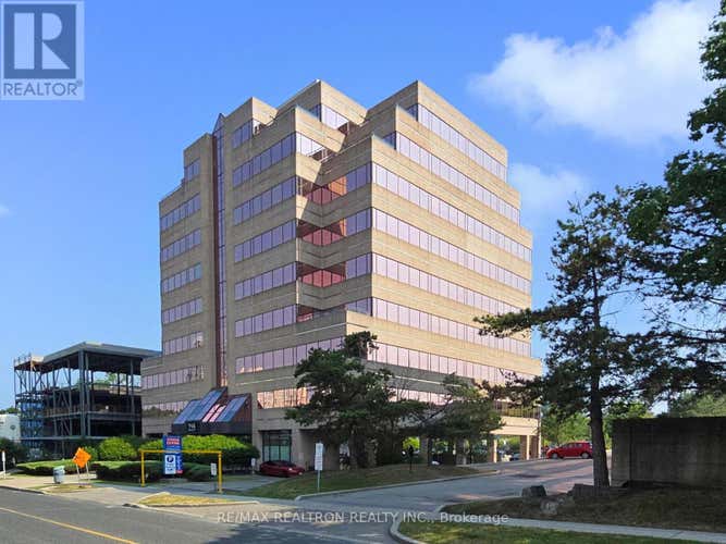 102 - 255 DUNCAN MILL ROAD