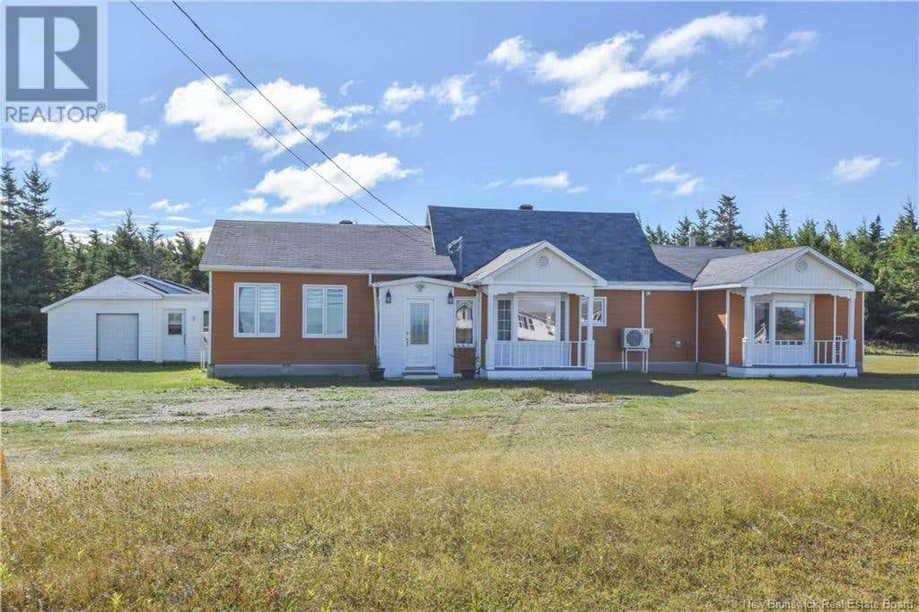 703 Acadie Street, GrandeAnse, NB E8N1G3 À vendre RE/MAX NB105906