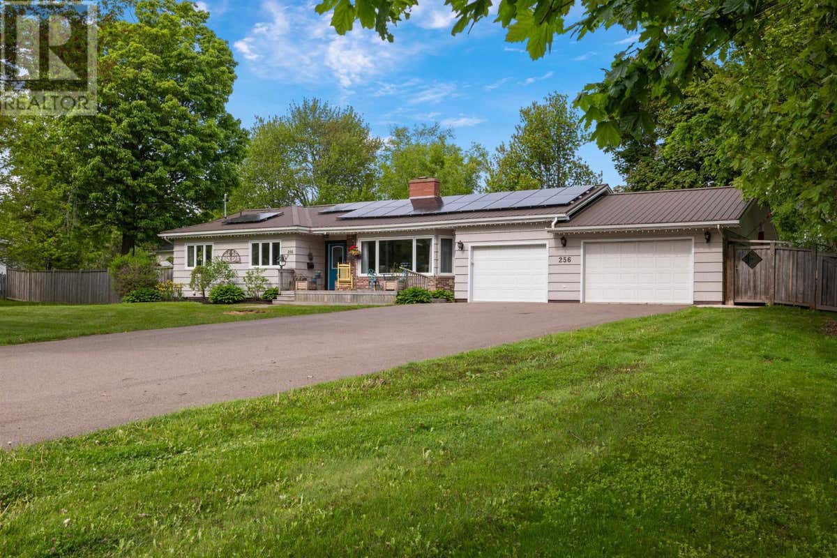 256 MOUNT EDWARD ROAD