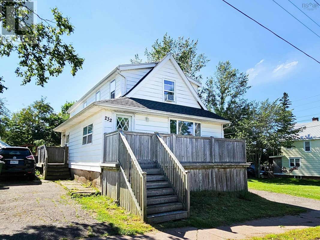 232 Young St