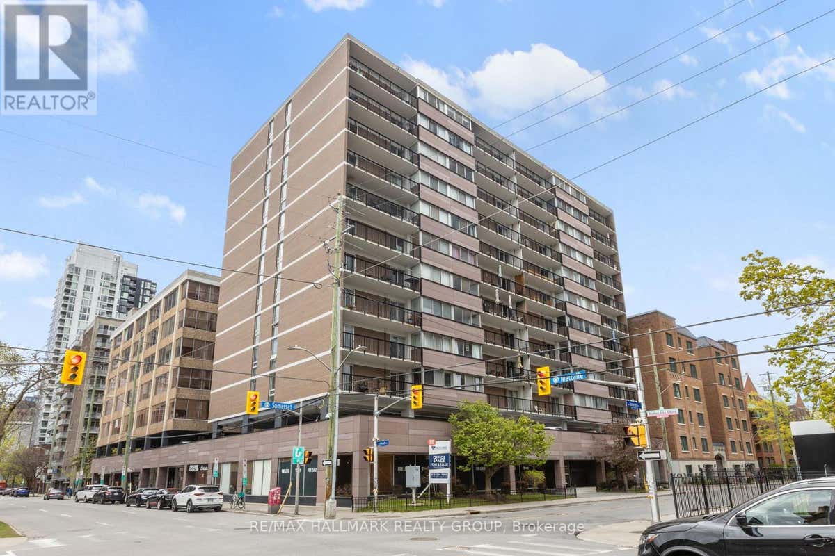 237 SOMERSET STREET W