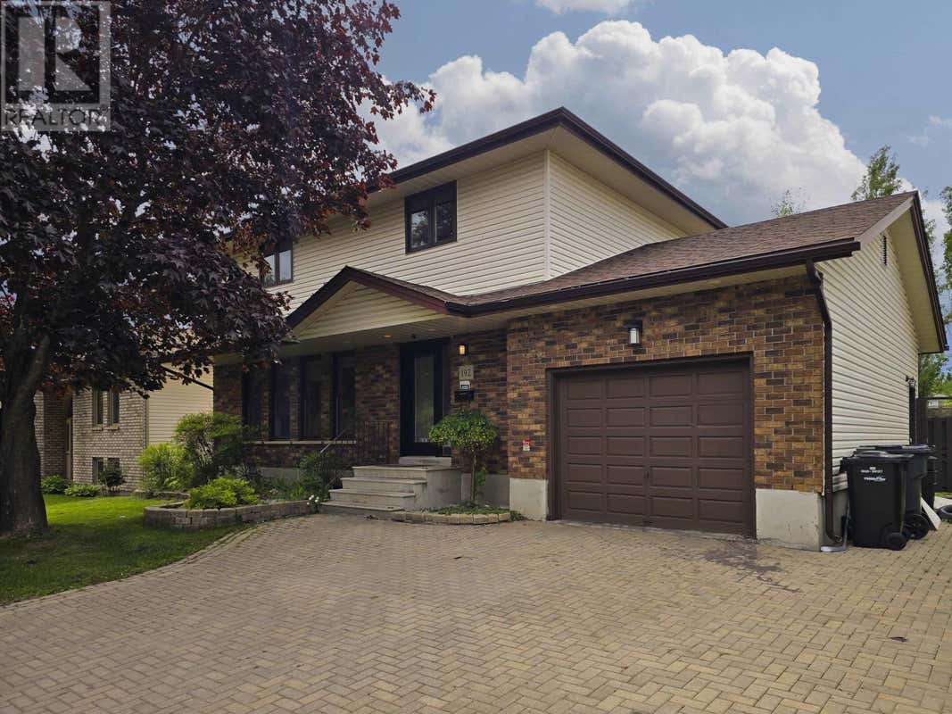 192 RIVIERA DR
