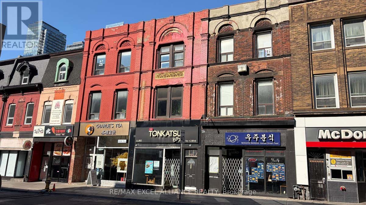 548 YONGE STREET