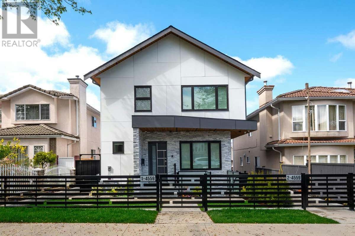 1 4559 BEATRICE STREET, Vancouver, BC V5N4J1 Condo For Sale RE/MAX