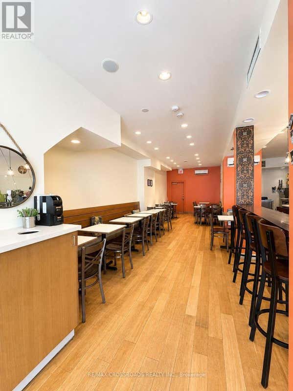 2481 YONGE STREET