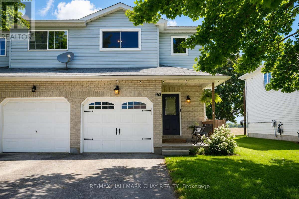 162 RITCHIE CRESCENT