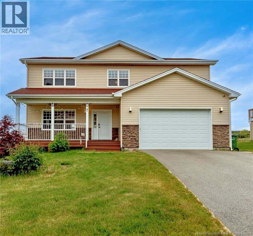 7 MOSAIC DRIVE