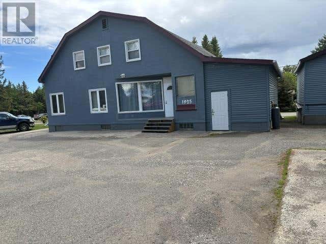 1925 ARTHUR ST W