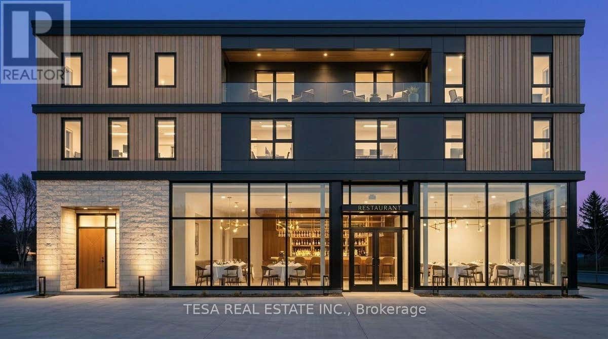 924 & 926 LAKE DRIVE E