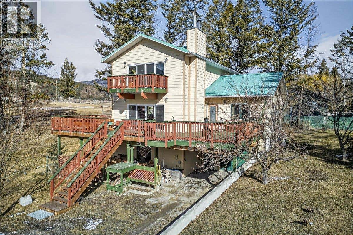4529 COLUMBIA PLACE