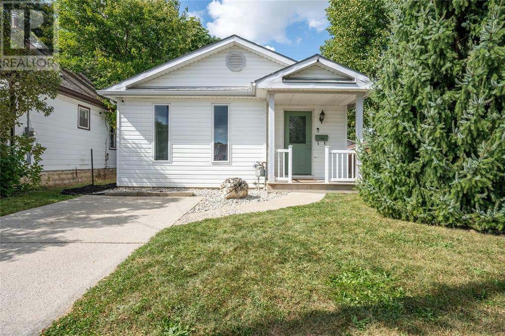 153 Poplar STREET, Chatham, ON N7L1K4 House For Sale RE/MAX 24021713