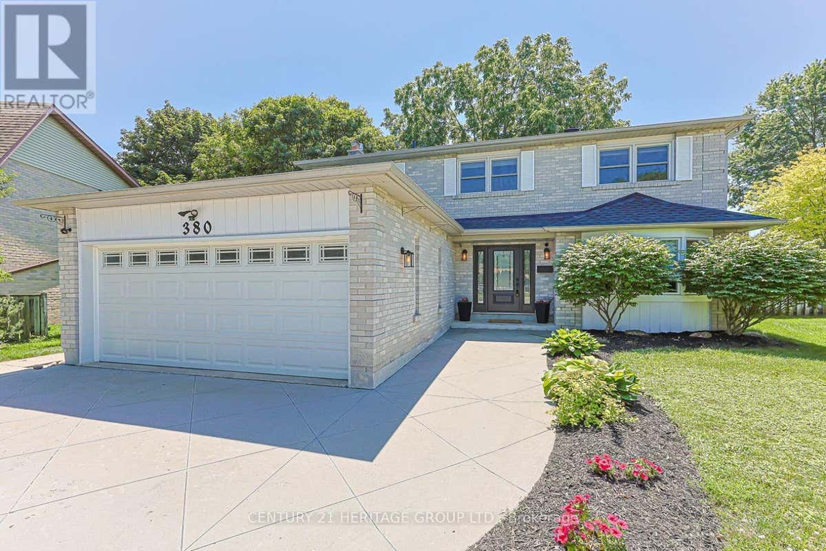380 SELBY CRESCENT