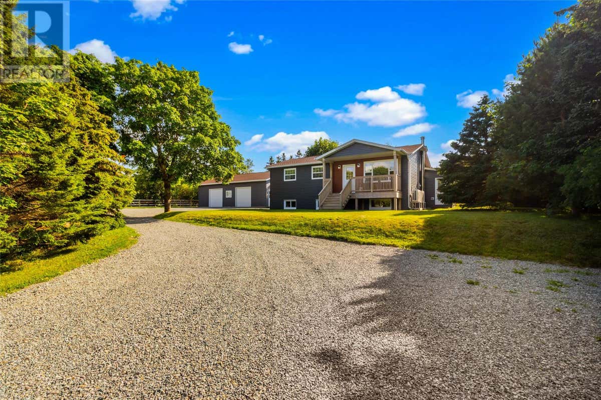 25 CHAMBERLAINS ROAD
