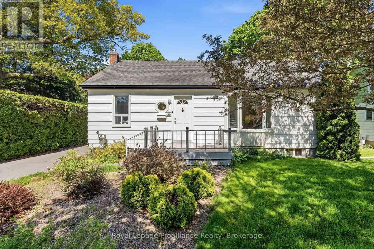 29 BRAMLEY STREET S