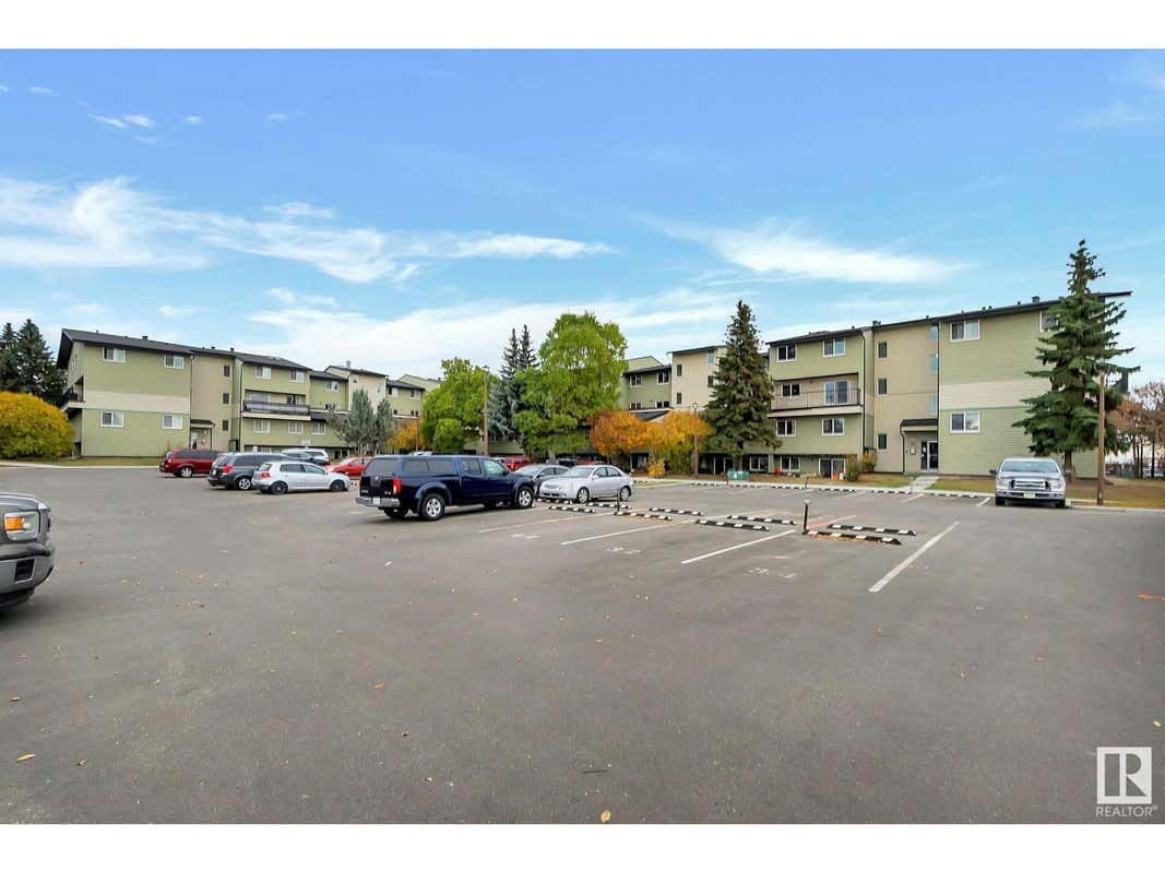 4 13452 FORT RD NW, Edmonton, AB T5A1C5 Condo For Sale RE/MAX E4410644