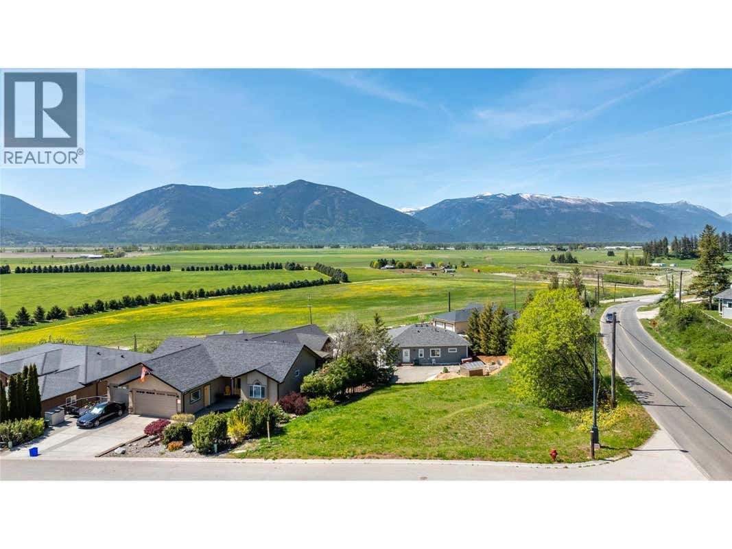 1031 SELKIRK DRIVE