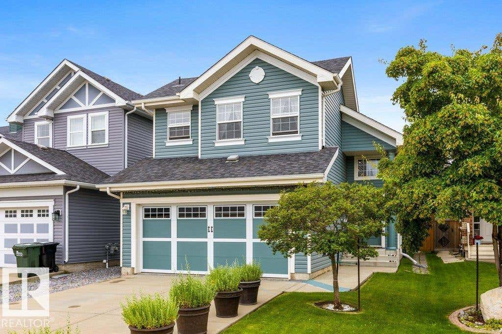 1211 APPLETON CL