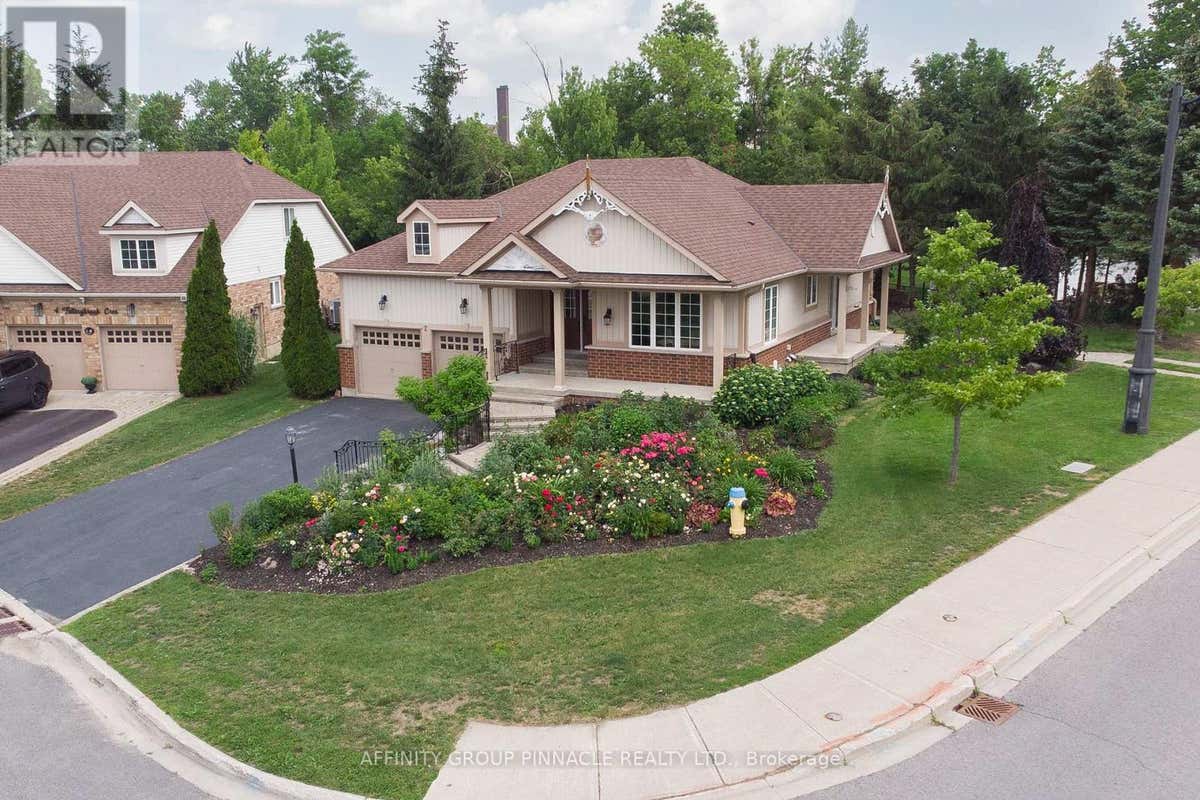 2 FALLINGBROOK CRESCENT