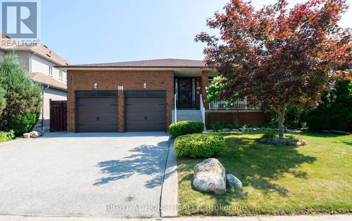 11 TIMBER LANE