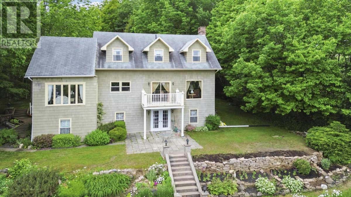 24 ANNAVISTA HEIGHTS