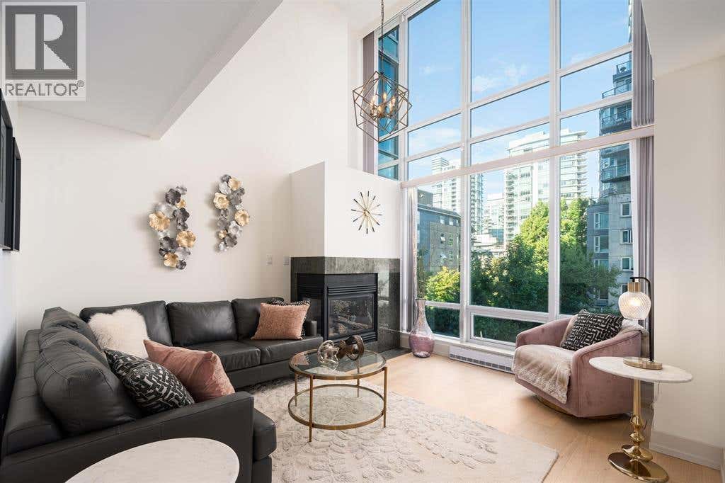 408 590 NICOLA STREET