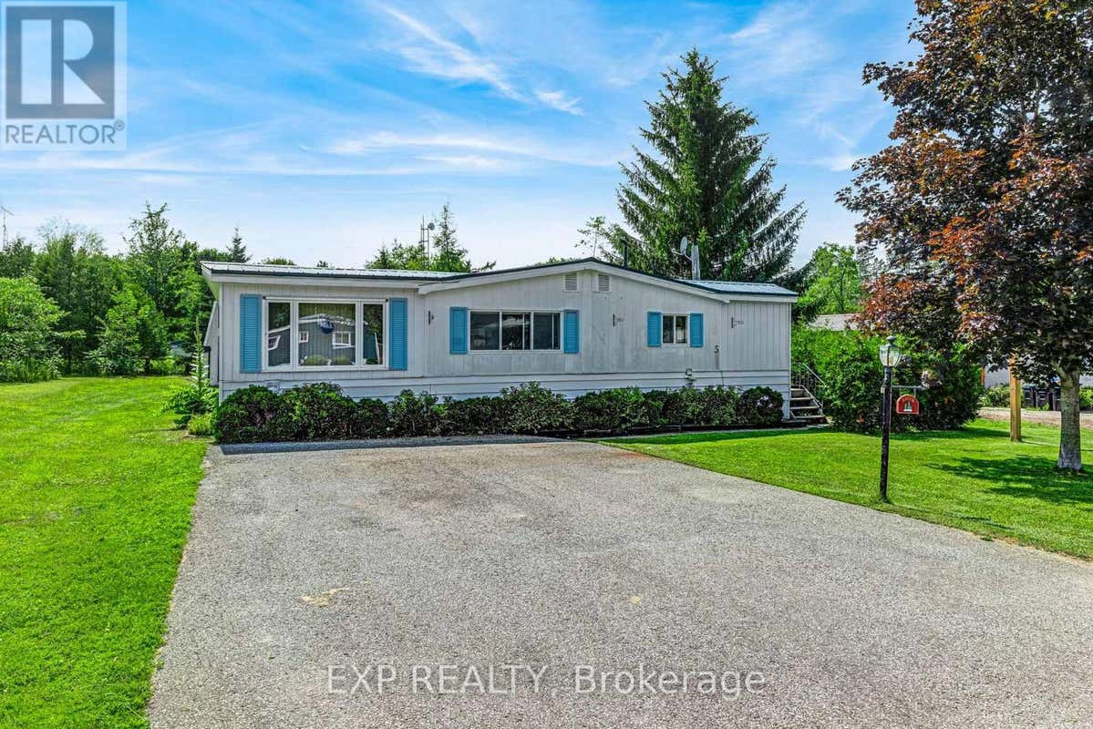 5 - 5263 ELLIOTT SIDE ROAD