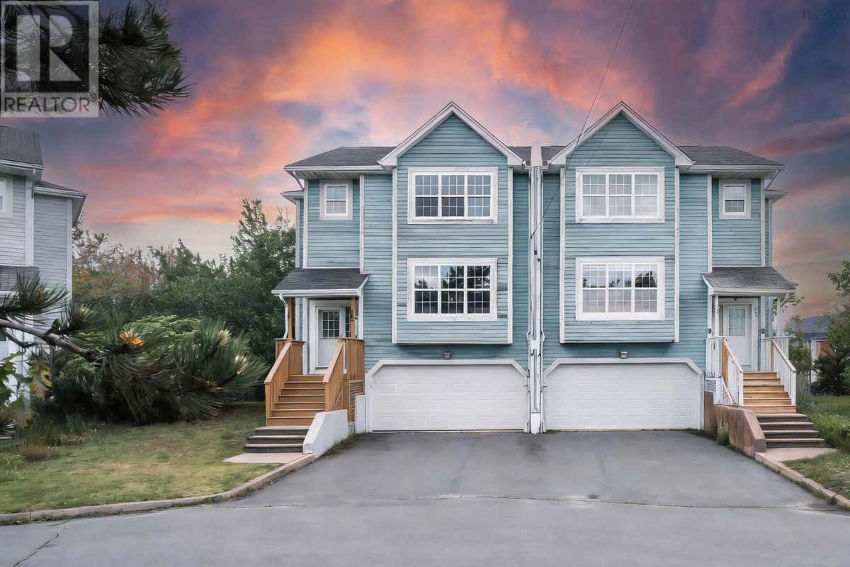 560 PARKLAND DRIVE