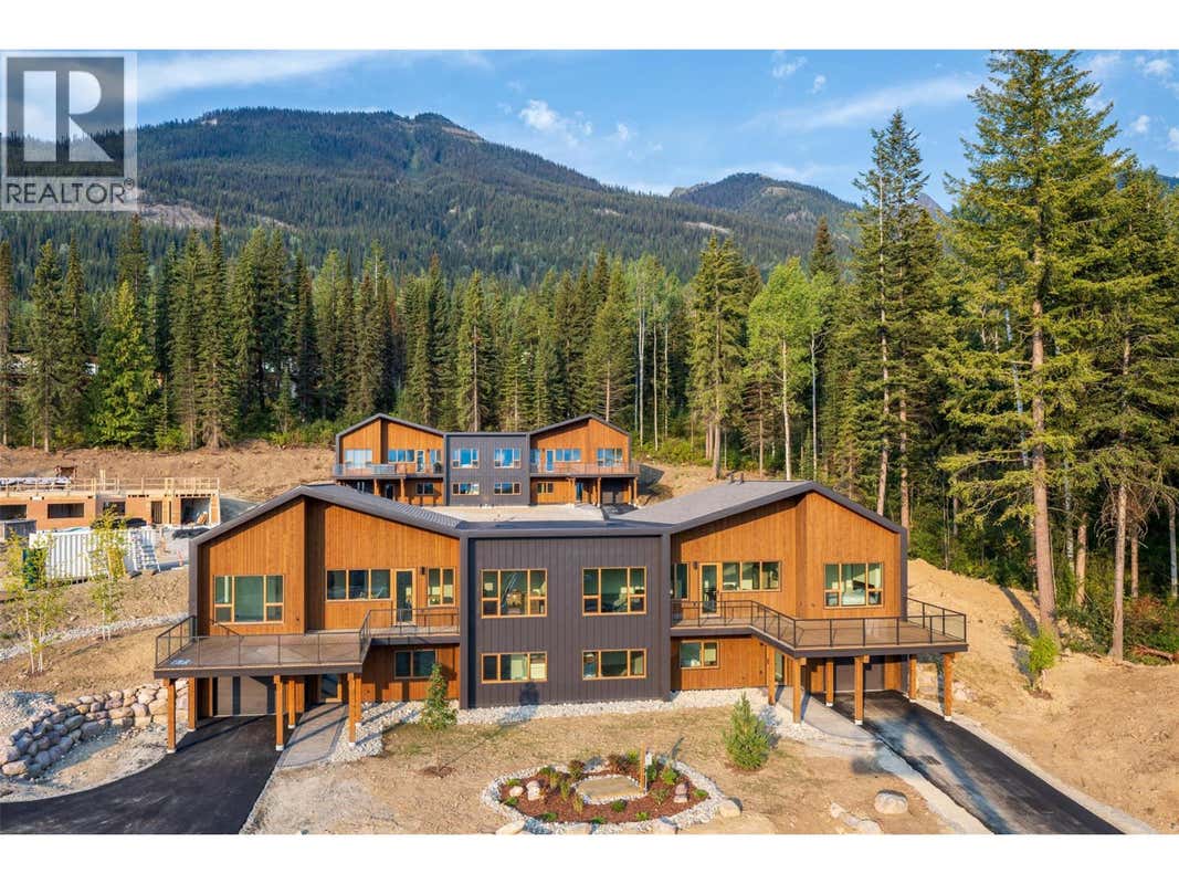 1654 HOWSE PASS