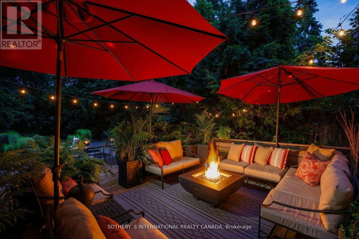 175 PRINCE EDWARD DRIVE S, Toronto (StonegateQueensway), ON M8Y3W7