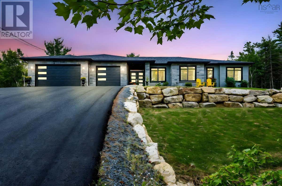 10 HAWKINS DRIVE