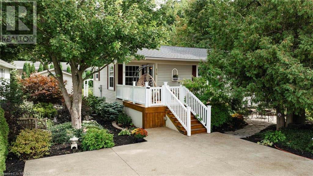 81396 CHAMPLAIN Boulevard, Colborne Township, ON N7A3Y2 House For Sale