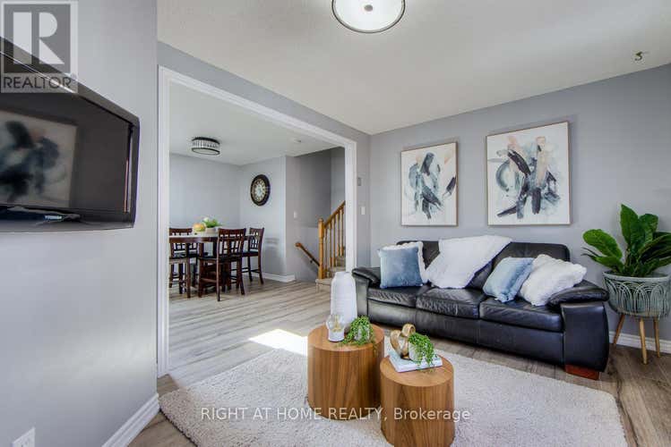 16 JOHN WALTER CRESCENT