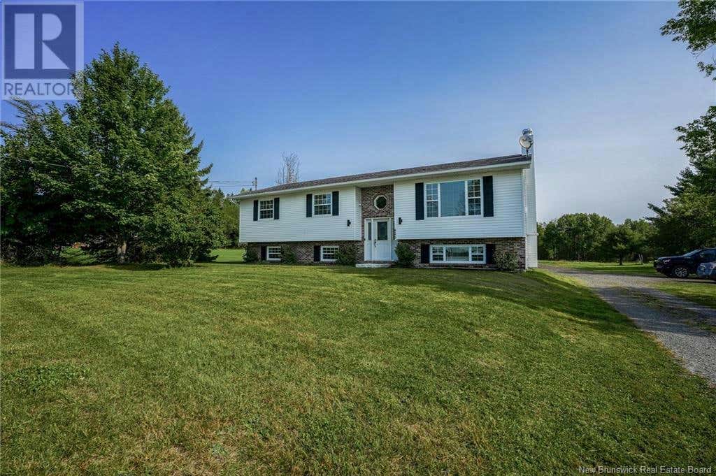 425 616 Route, Keswick Ridge, NB E6L1S4 House For Sale RE/MAX NB105952