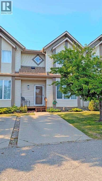 12 SHAWBROOKE COURT SW, CALGARY, AB T2Y3G2 - Image c00e1a98f4356d6795c2d2dd84232c4f207d1268