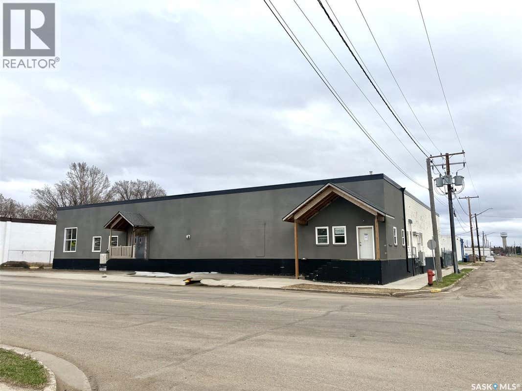 54 DARLINGTON STREET W