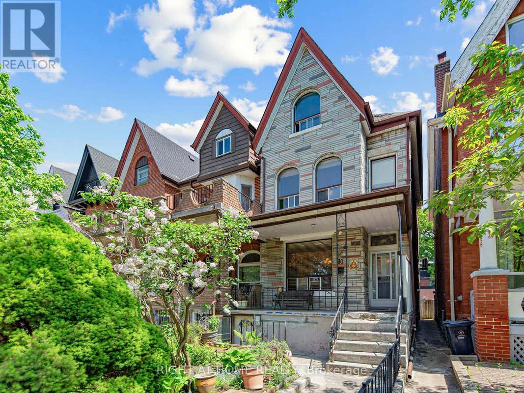 91 BORDEN STREET