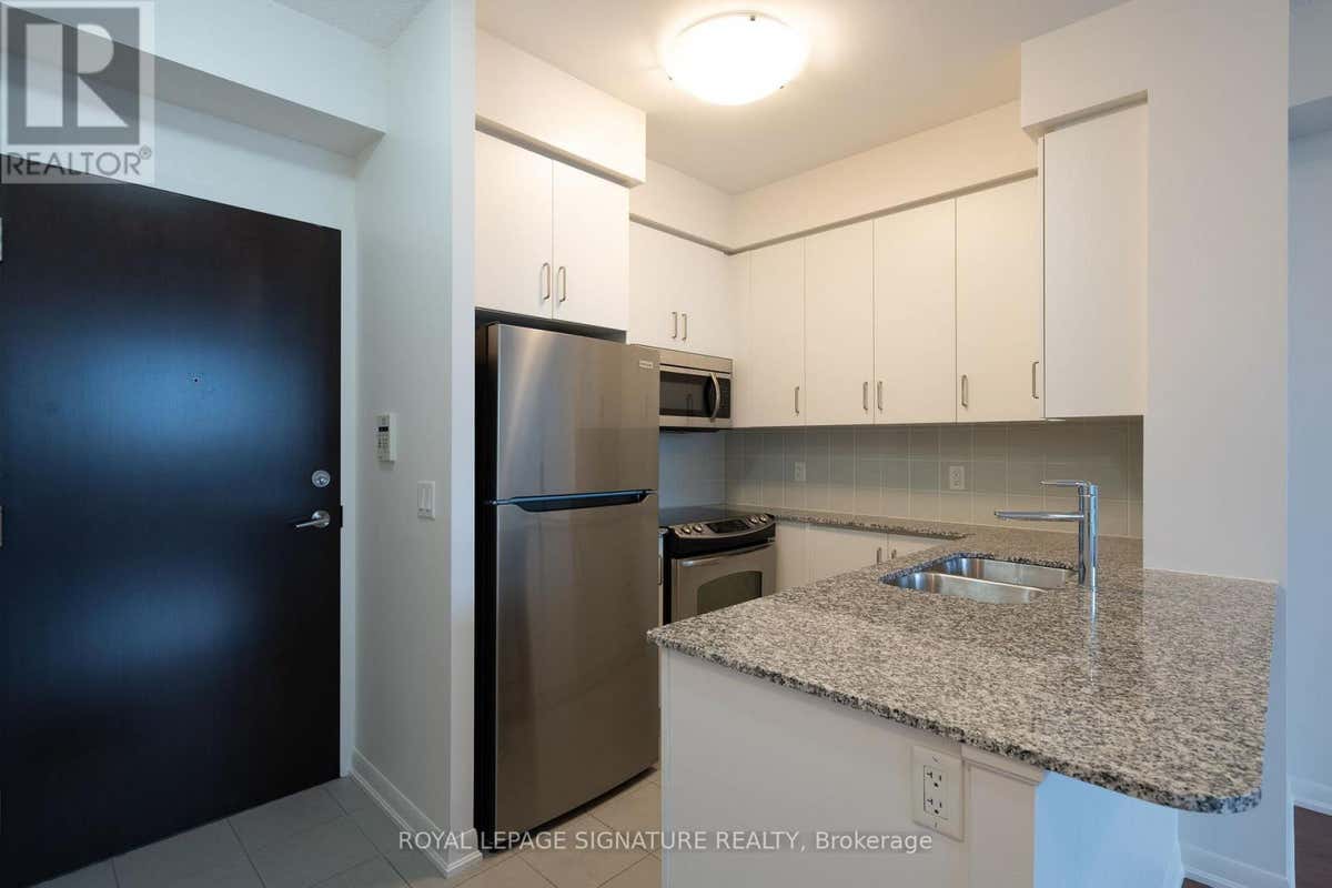 409 215 SHERWAY GARDENS ROAD, Toronto (Islington-City Centre