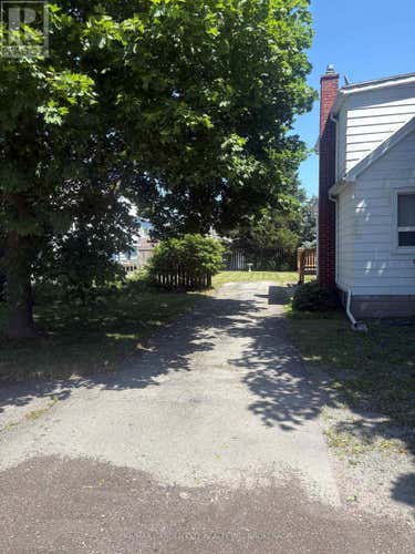 40 OAKWOOD STREET