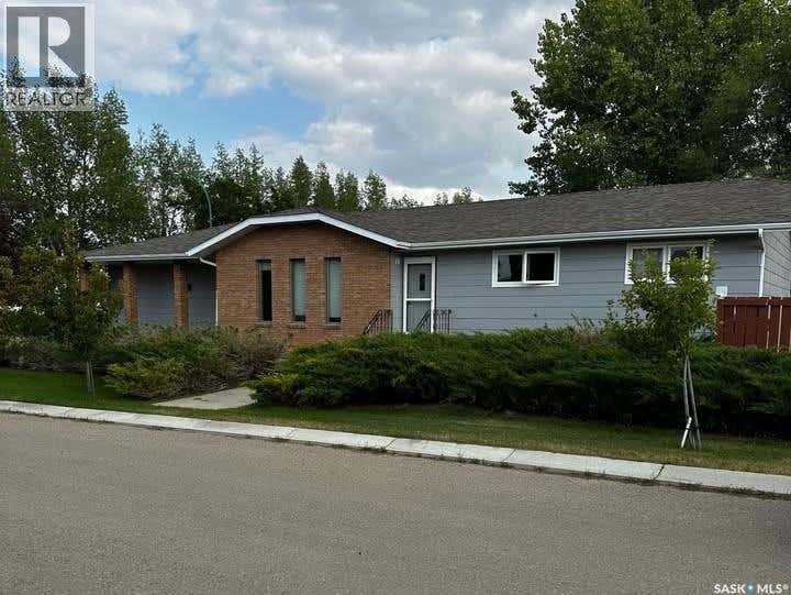 797 4TH STREET W