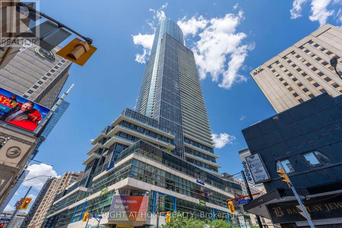 5614 - 386 YONGE STREET