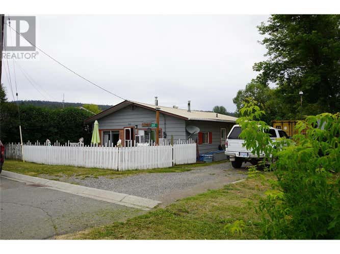 200 LEBOURDAIS Avenue