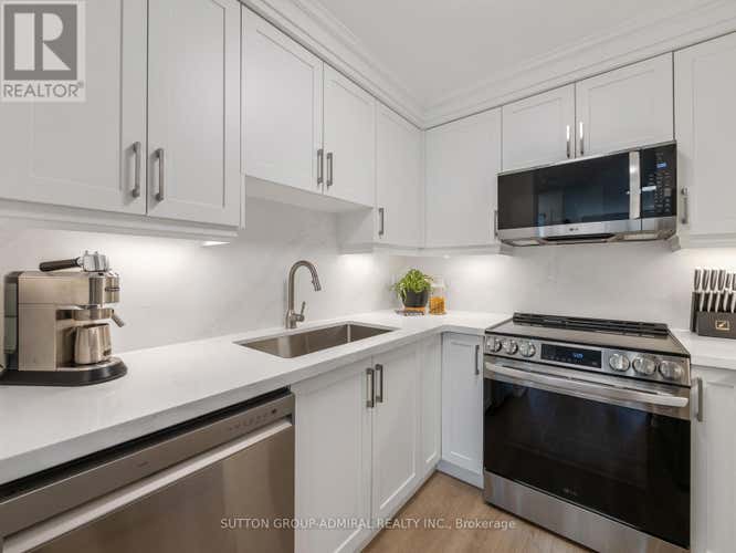 1112 - 35 FINCH AVENUE E