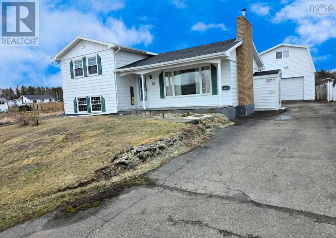 38 LABEN DRIVE