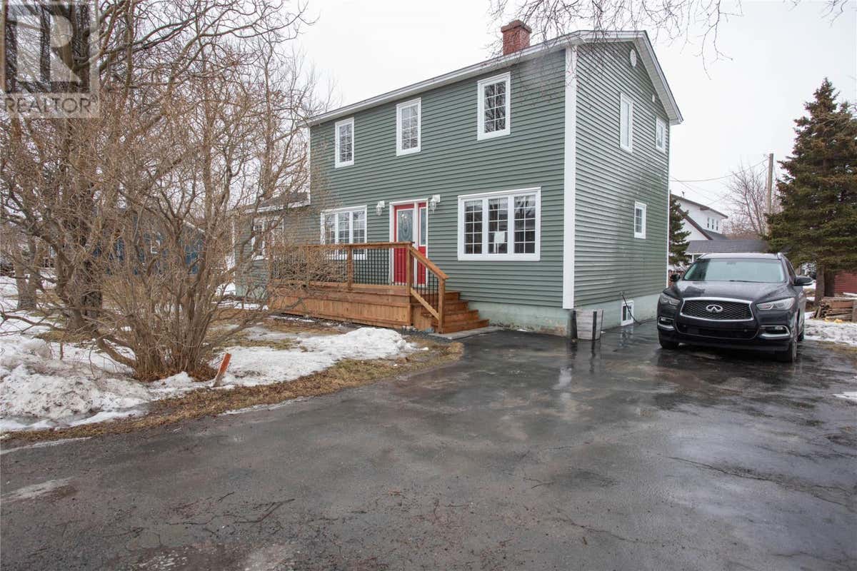 21 Grassey Ln  