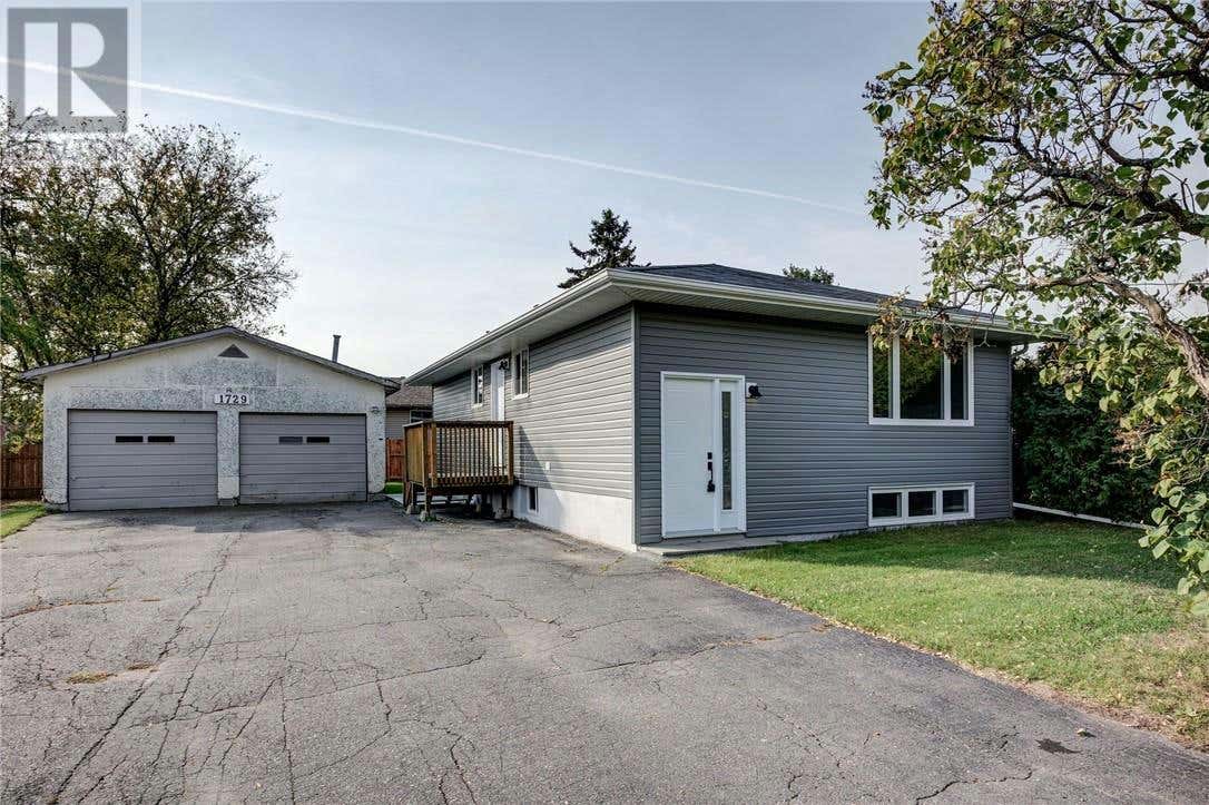 1729 Pierre Street, Val Caron, ON P3N1C7 House For Sale RE/MAX 2119498