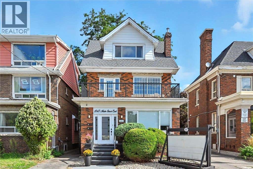 1047 MAIN STREET E UNIT# 1