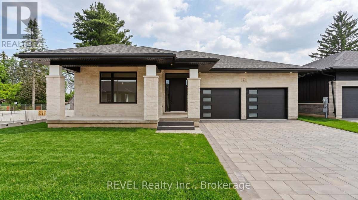23 ACCURSI CRESCENT