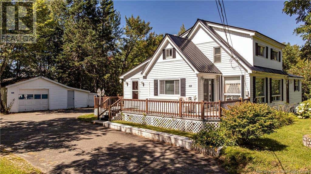 26 Tracy Street, McAdam, NB E6J1E9 House For Sale RE/MAX NB105329